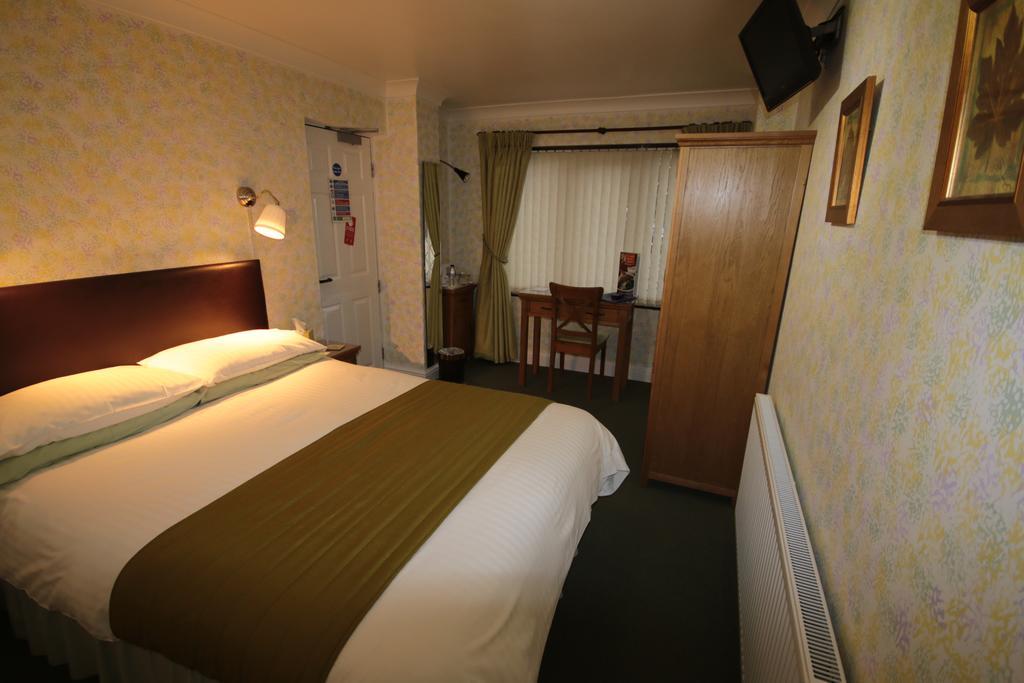 Eagles Guest House Lincoln Exterior photo
